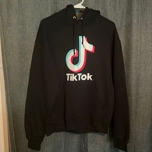 Size Medium Tik Tok hoodie black, never worn